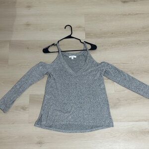 Active USA Heather Gray Knit Top with open shoulders